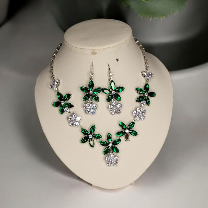 Emerald Frost Floral Jewelry Set