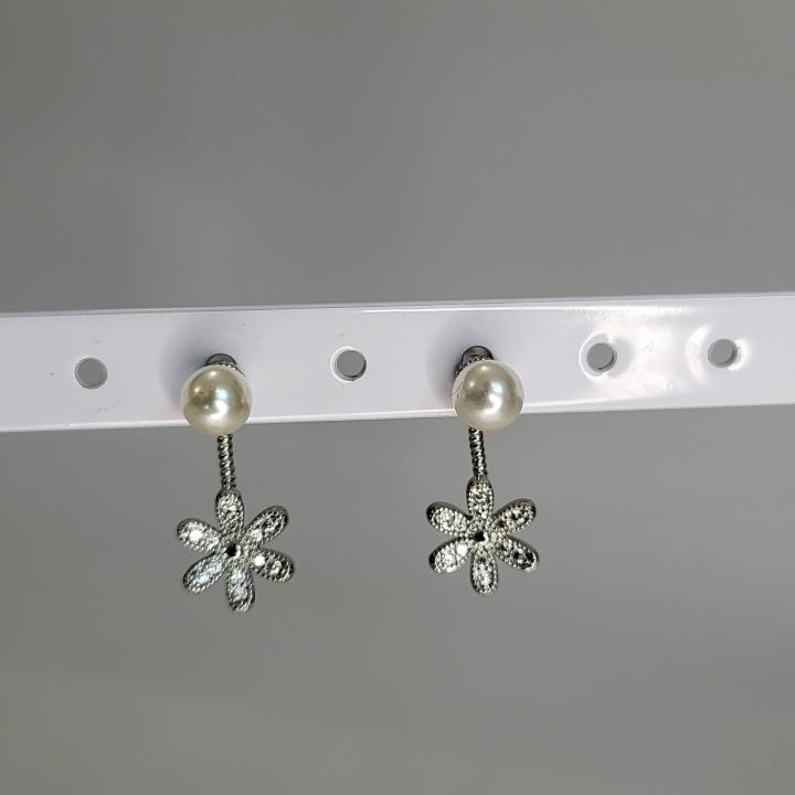 Daisy Drip Earrings