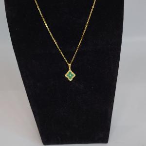 Noir  Pendant Necklace