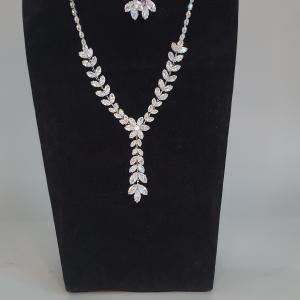 Zen Elegance Jewelry Set